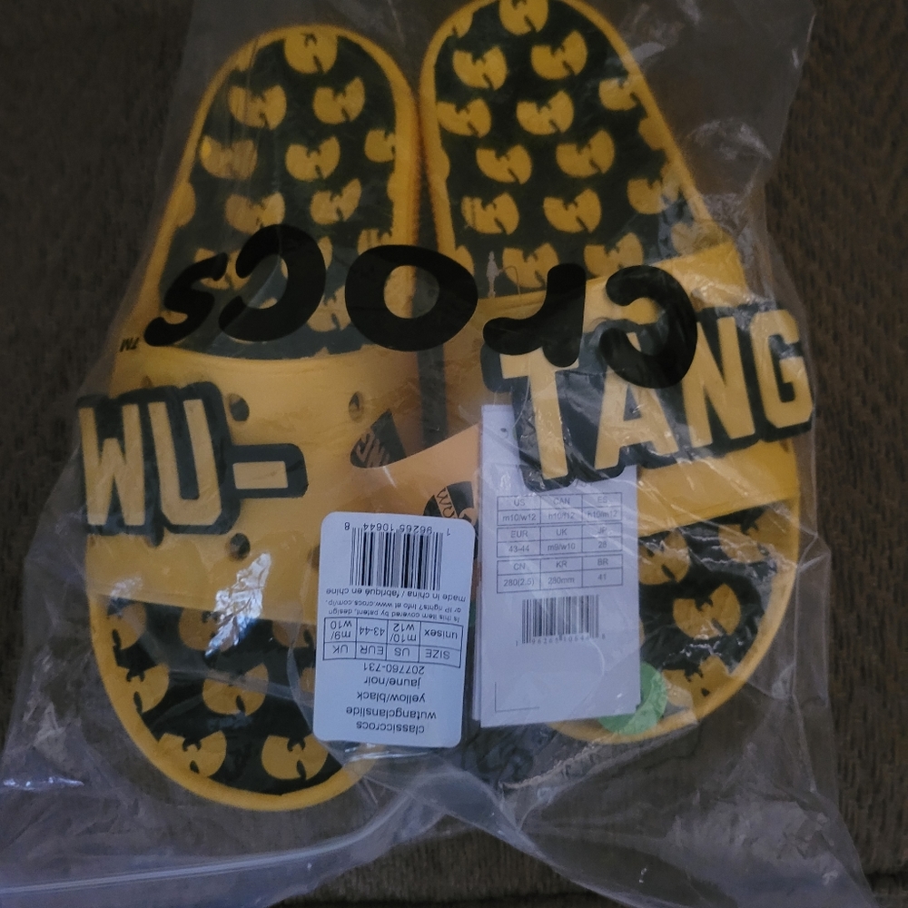 Limited Edition Wu-Tang Croc Slides